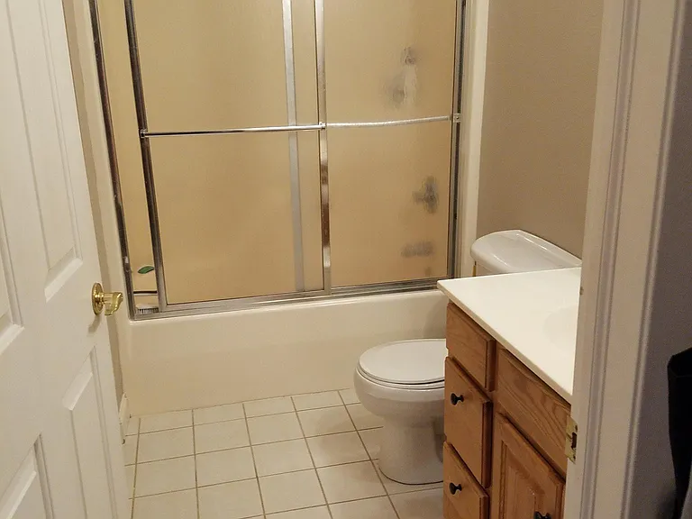 705 Clark Ave #8 — Photo 26