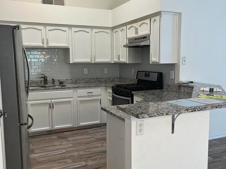 6512 Dakota Ridge Dr — Photo 10