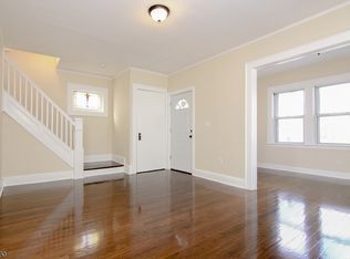 20 Sunset Ter, Irvington, NJ 07111