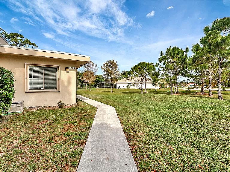 Private Front Entryway