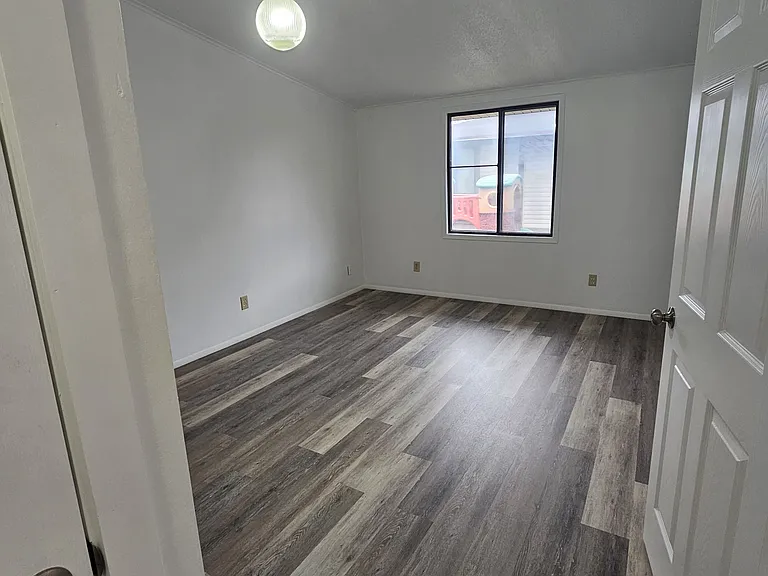 336 N 40th St #1 — Photo 5