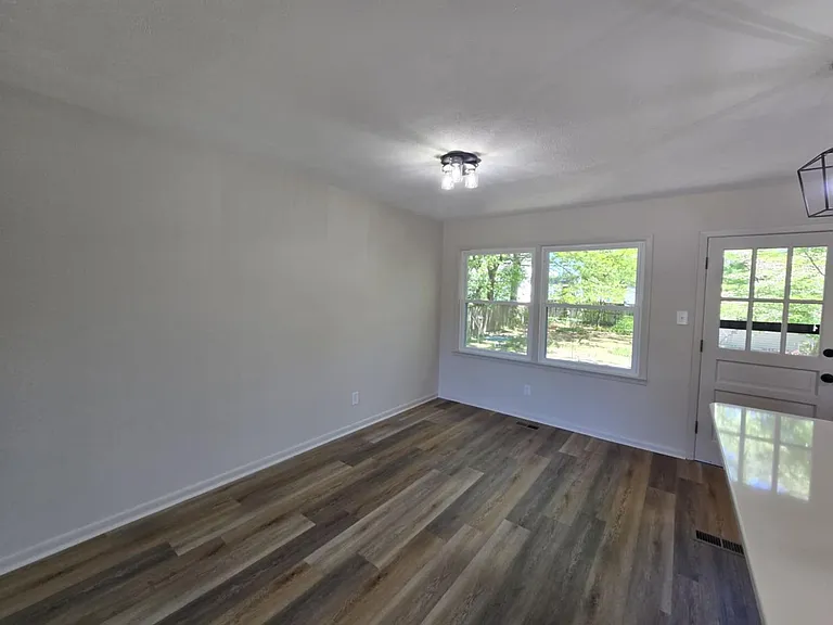 1819 Cawdor Dr — Photo 10