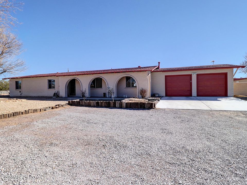 1st image of 4020 Senna Dr