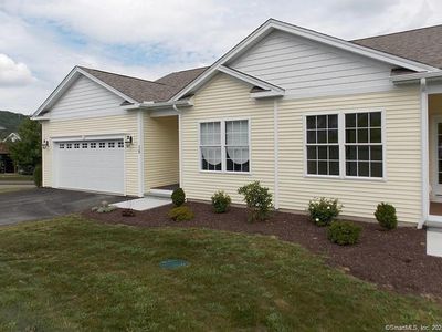 32 Pondview Circle At Pond Spring Vlg #87, Beacon Falls, CT, 06403