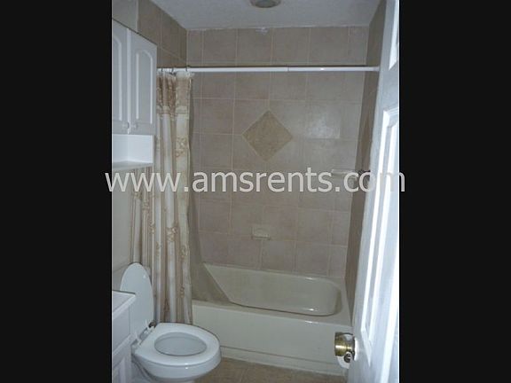 5th image of 3267 Oak Lake Pl #131