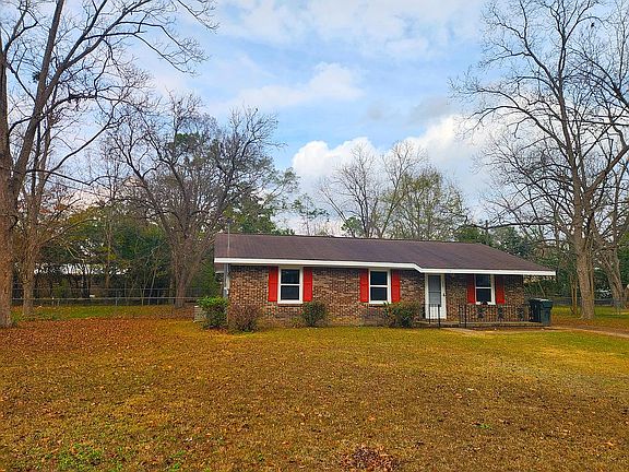 4th image of 1114 Agutha Dr