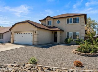 636 Wedge Ln, Fernley, NV 89408