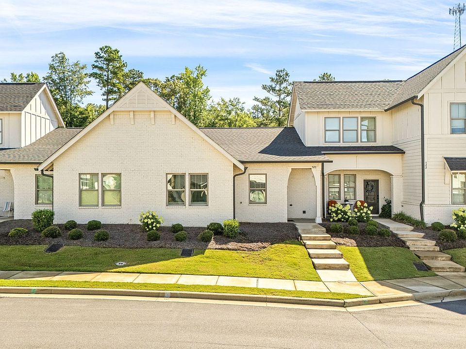1st image of 520 Grey Oak Cir