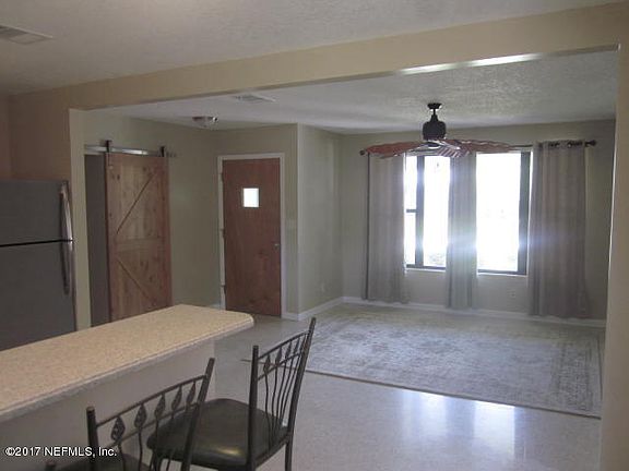 5th image of 1624 Bentin Dr N