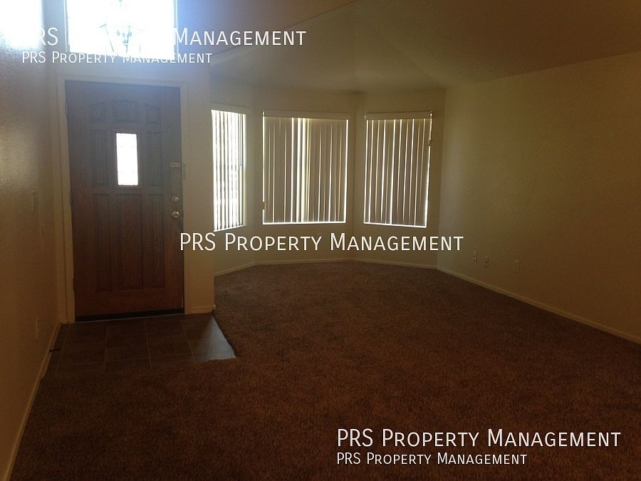 1st image of 3323 E Brookwood Ct
