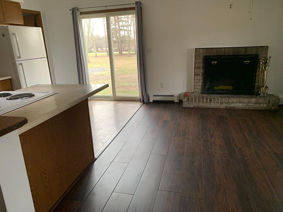 Living room fireplace view
