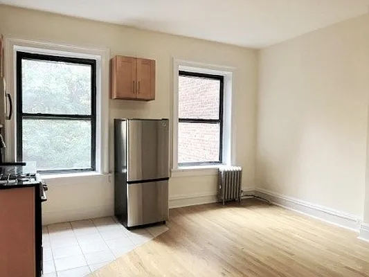 Rented by City Connections Realty | media 12