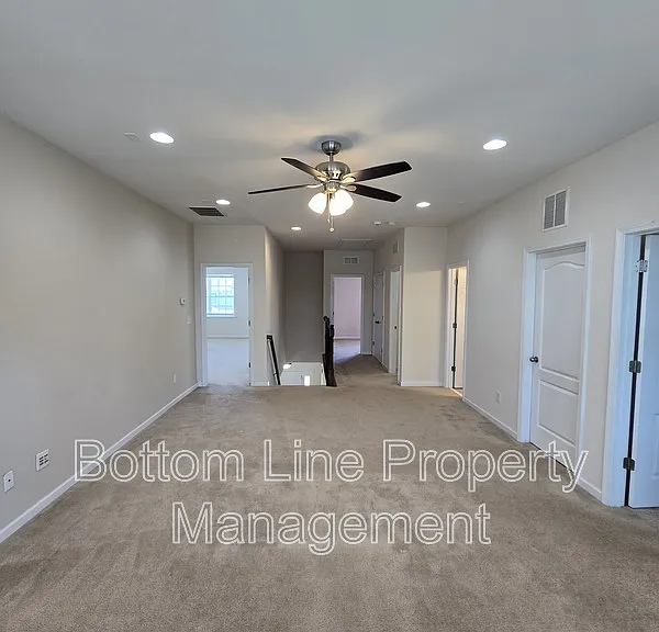 10708 Sky Chase Ave NW — Photo 30