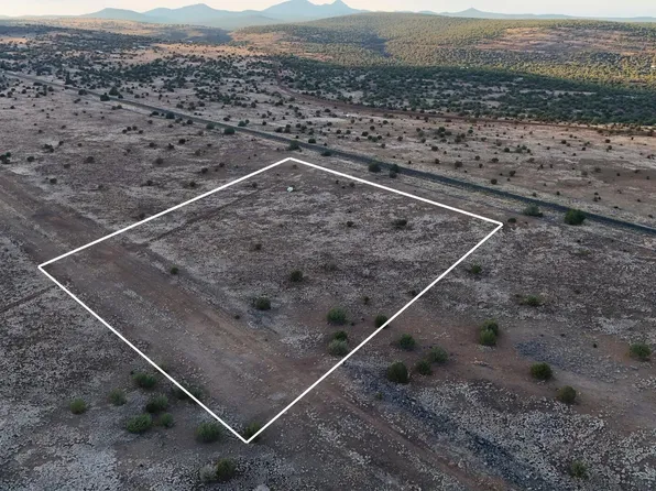 10111 W Old Highway 66, Ash Fork, AZ 86320