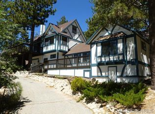 580 Dahlia Dr, Green Valley Lake, CA 92341