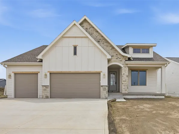 130 NW Crabtree Ln, Waukee, IA 50263