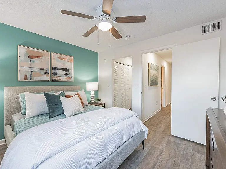 The Pointe at Carrollwood — Photo 10