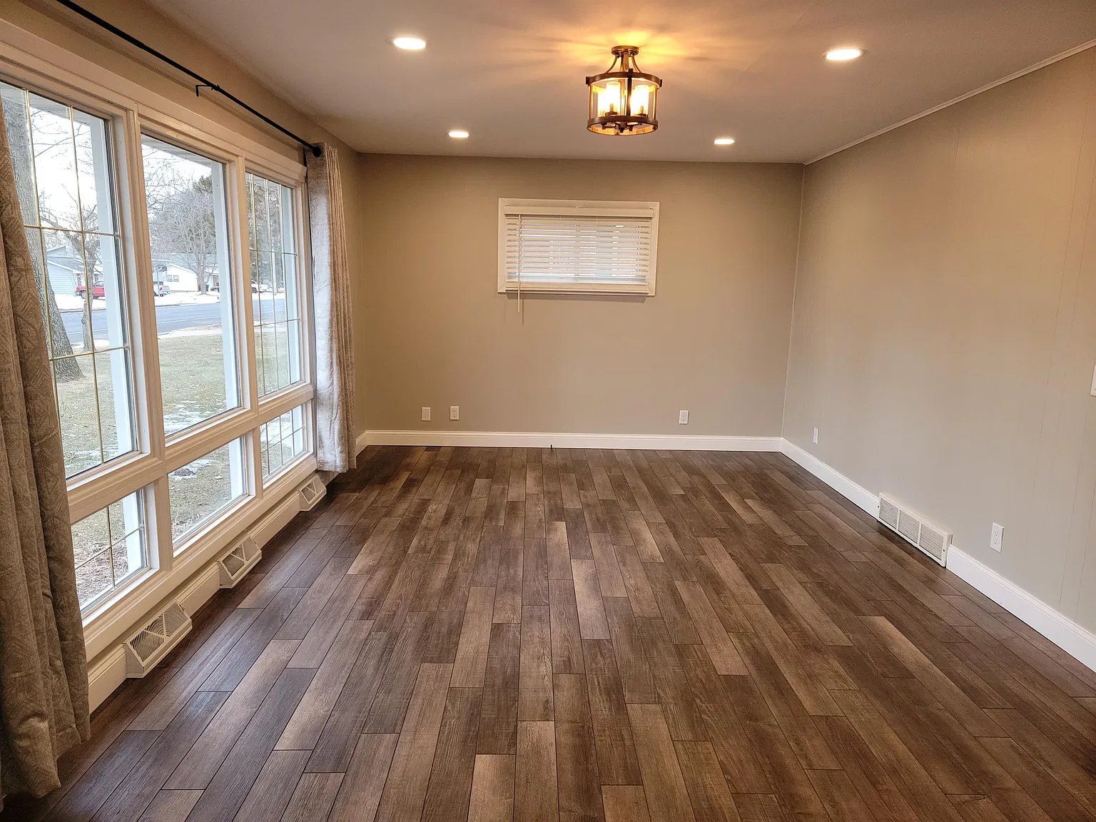 830 Ver Bunker Avenue - 1 — Photo 4