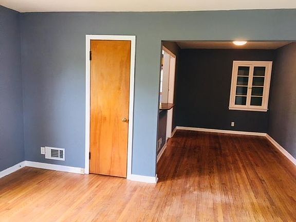 4th image of 6363 N Park Ave