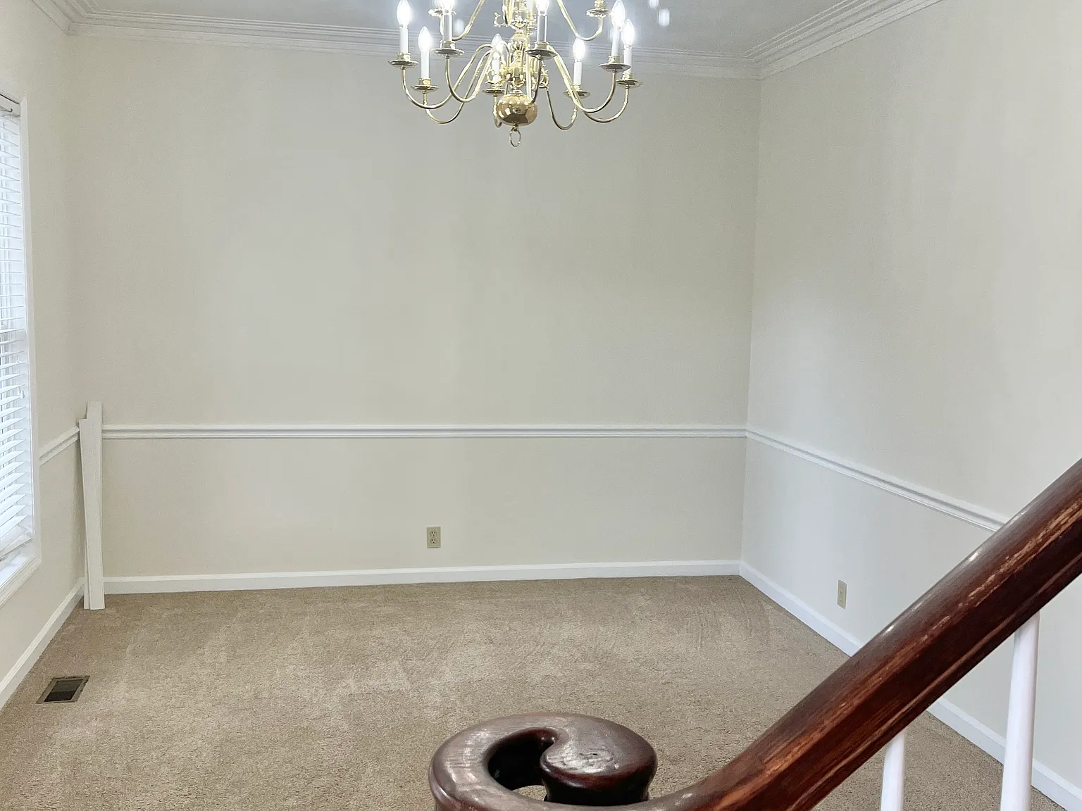 4 bed, 3.5 bath, 2942 sqft, $3,295 — Photo 3
