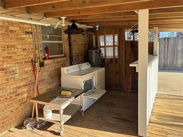 1309 Huron Ave — Photo 10
