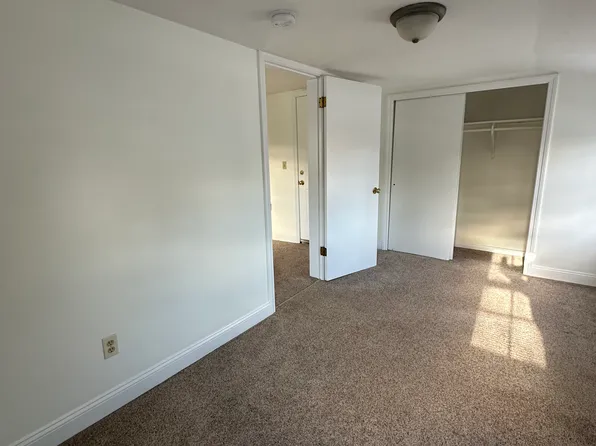44 Maple Ave #4, Shrewsbury, MA 01545