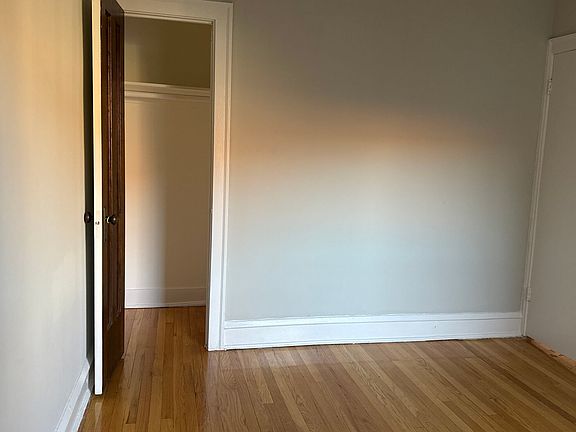 5th image of 5119-21 W Montrose Ave #3A