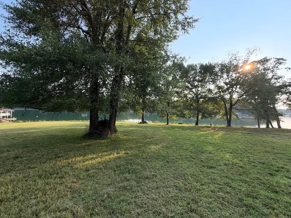 432 Bridleridge Rd, Penhook, VA 24137