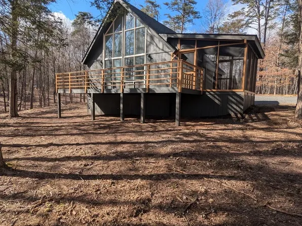 72 Sherando Trl, Hedgesville, WV 25427