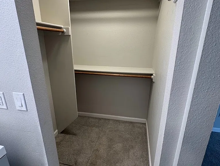 Walk in Closet