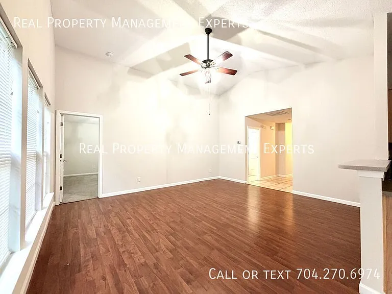 112 Bosburg Dr — Photo 6