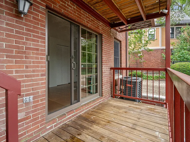 3 Devens St #2 — Photo 21