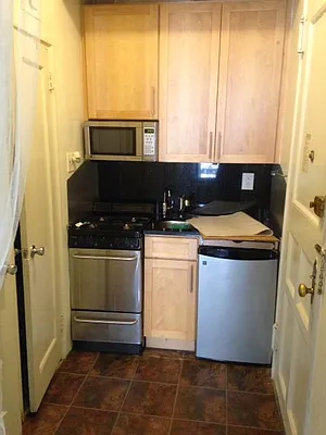 Rented by AJ Clarke | media 12