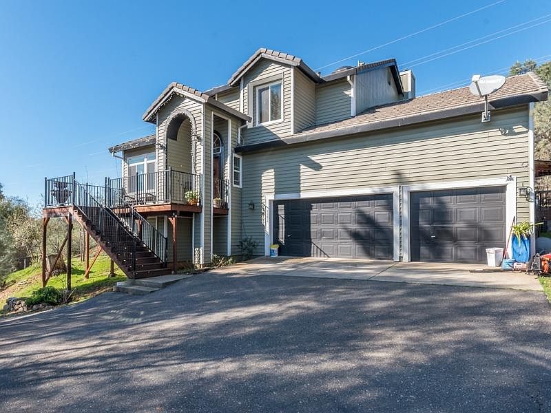 1st image of 3303 Grace Ct