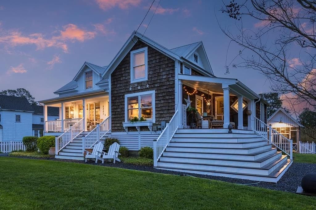 5442 Main St, Chincoteague, VA 23336 Zillow