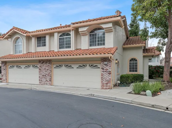 2107 Ornellas Dr, Milpitas, CA 95035