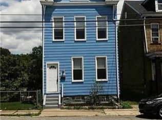 1015 Benton Ave, Pittsburgh, PA