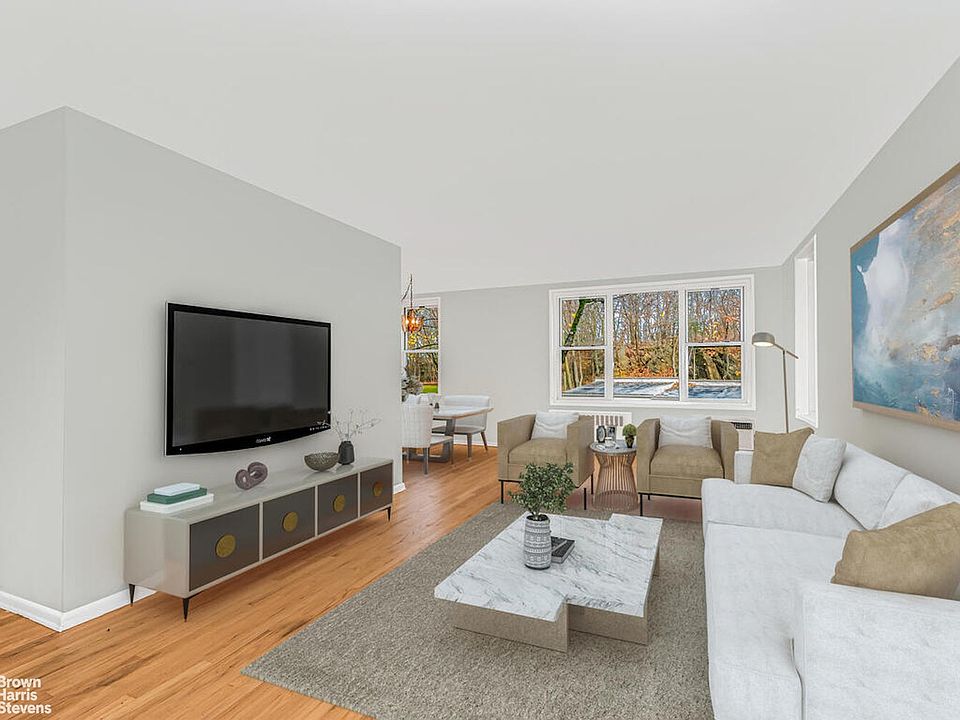 1st image of 100 De Haven Dr #206