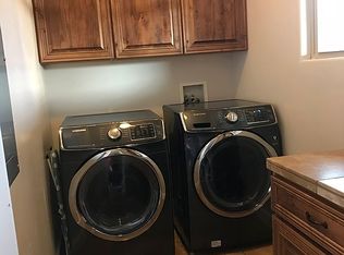 2582 W Peach Cir, Santa Clara, UT 84765