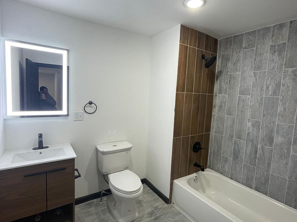 2nd image of 318 Clinton Ave #A