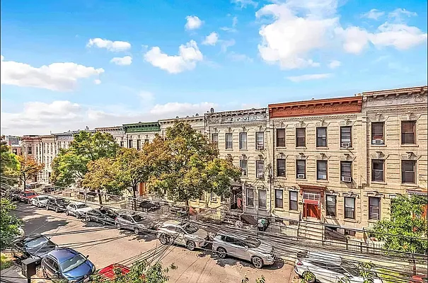 Rented by Avenues Real Estate | media 5