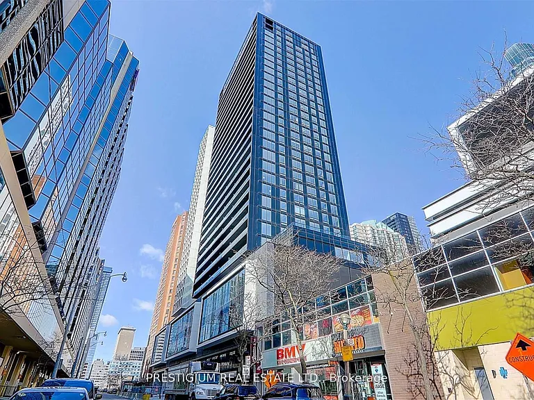 20 Edward St #804 — Photo 1