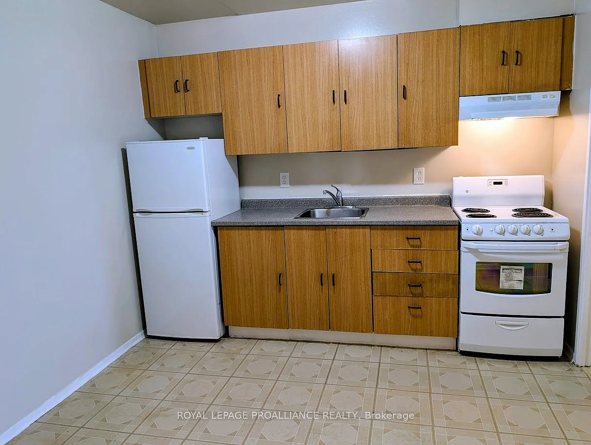 1 bed, $1,200 — Photo 2