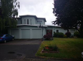 2110 NW 97th St, Seattle, WA 98117