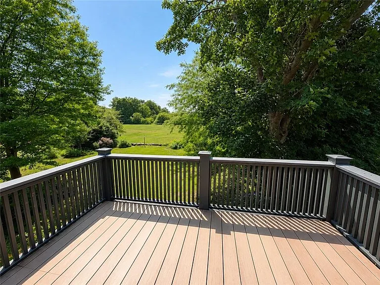 41 Calvert Pl — Photo 20