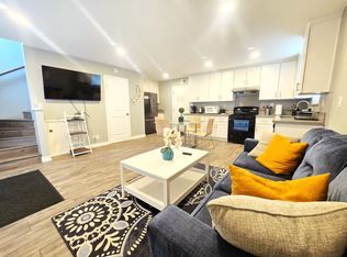 123 E Bennett Ave #B, Glendora, CA 91741