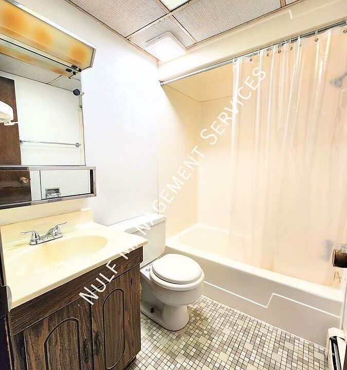 2nd image of 833 Mifflin Ave APT 101