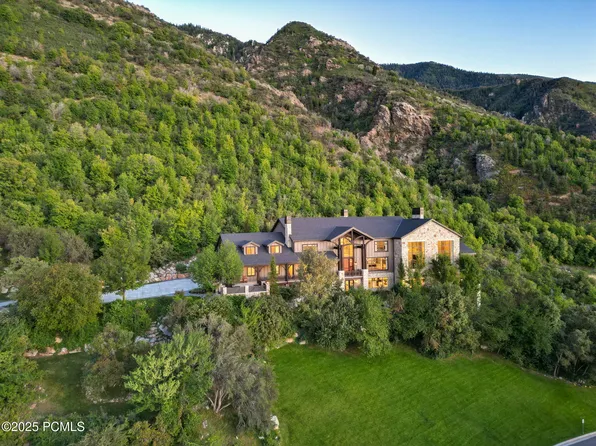 3162 E Eagle View Cir, Sandy, UT 84092