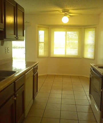 3rd image of 6931 Spring Rose Dr