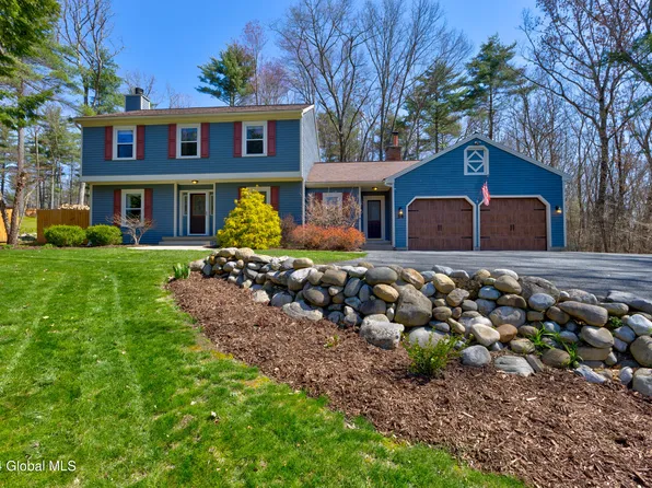 34 Tee Hill Road, Queensbury, NY 12804